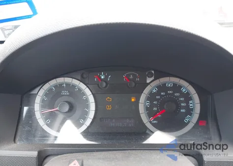 2010 Ford Escape Xlt z USA, uszkodzony, nr VIN 1FMCU9DG3AKA55265